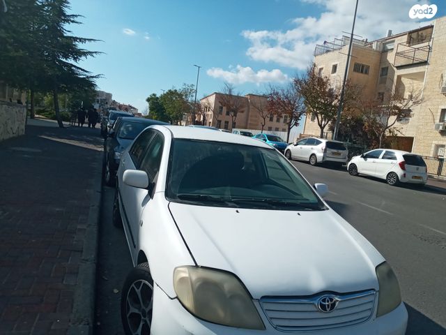 טויוטה קורולה