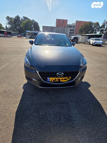 מאזדה 3