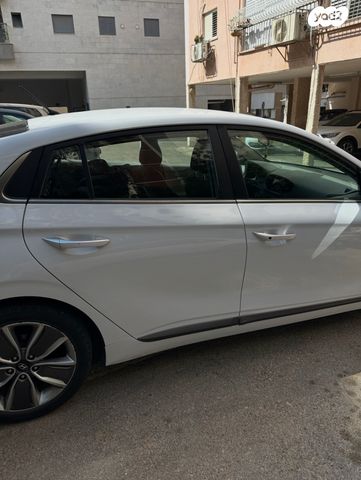 מודעת רכב יונדאי איוניק