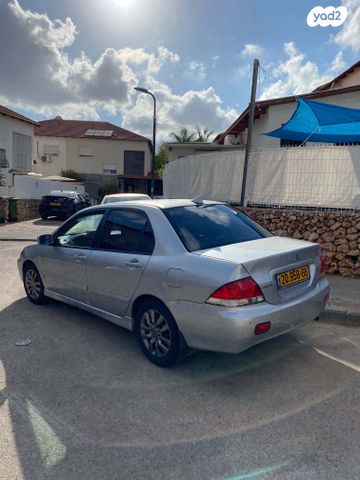 מיצובישי לנסר