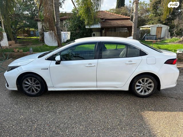 מודעת רכב טויוטה קורולה