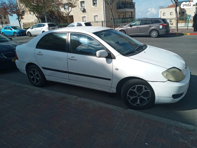 מודעת רכב טויוטה קורולה