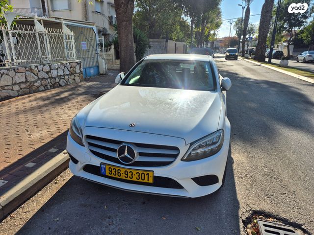 מודעת רכב מרצדס-בנץ C-class