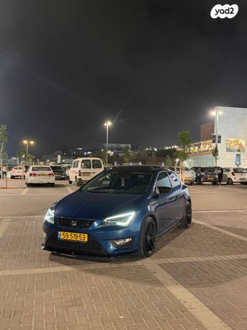 מודעת רכב סיאט לאון