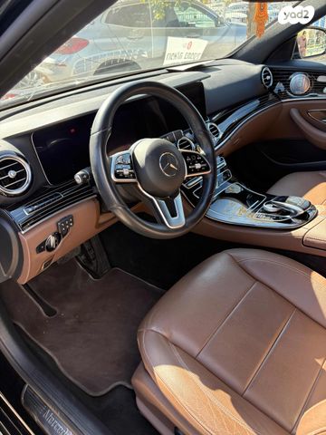 מודעת רכב מרצדס-בנץ E-class