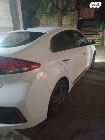 יונדאי איוניק