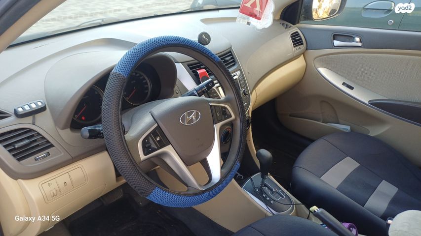 יונדאי אקסנט i25