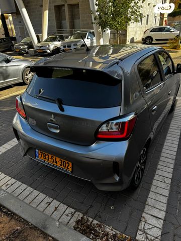 מיצובישי ספייס סטאר