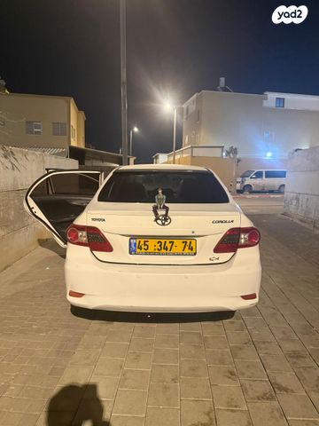 טויוטה קורולה