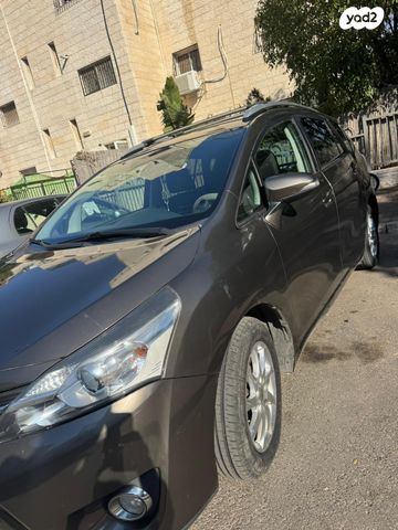 טויוטה ורסו