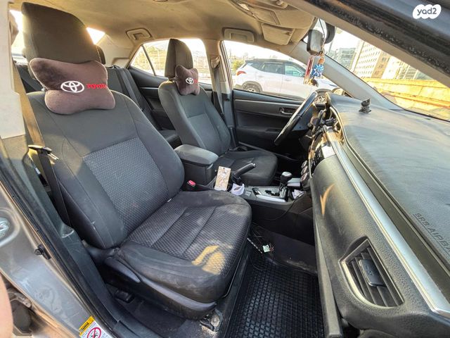 מודעת רכב טויוטה קורולה