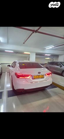 טויוטה קאמרי