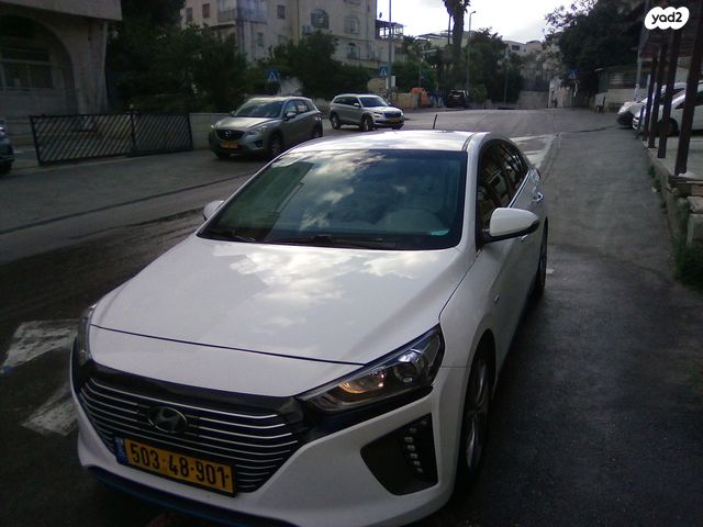 יונדאי איוניק