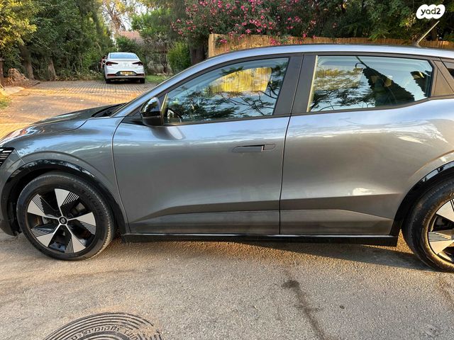 רנו מגאן E-Tech