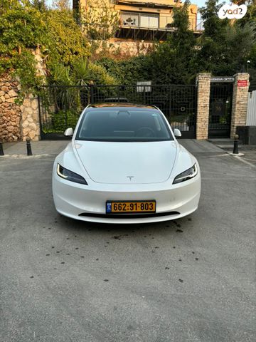 מודעת רכב טסלה מודל 3