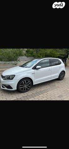 פולקסווגן פולו 