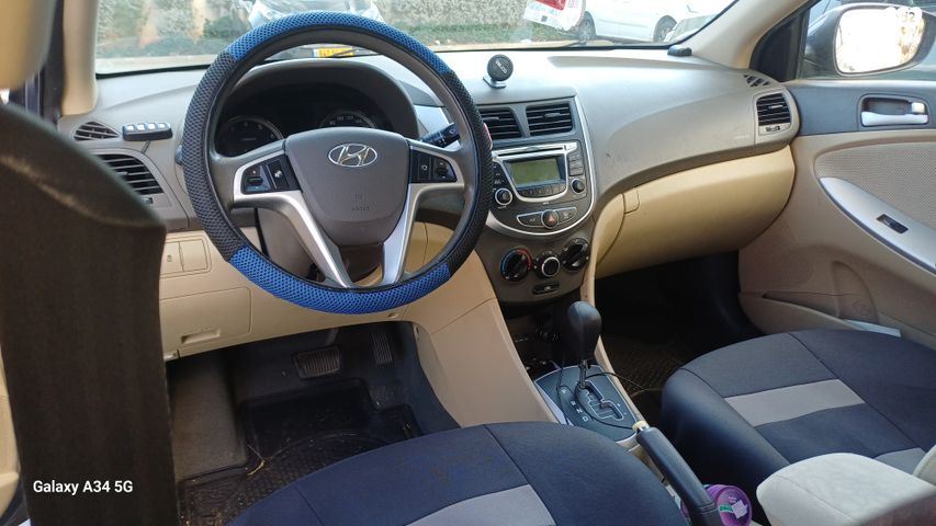 יונדאי אקסנט i25