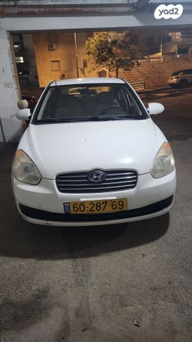 יונדאי אקסנט i25