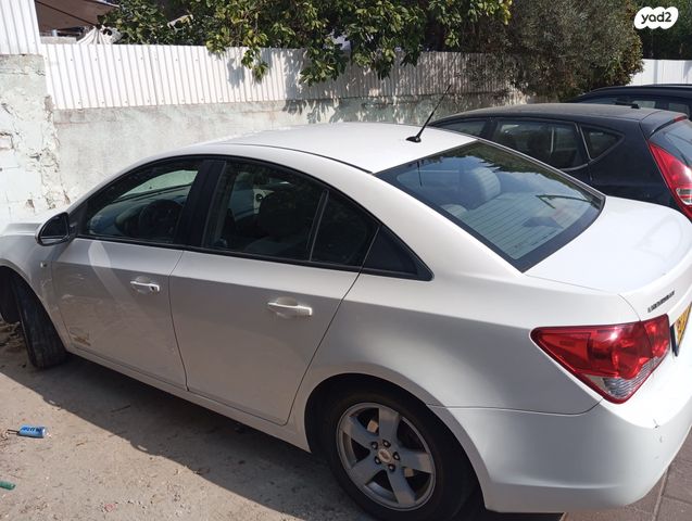 שברולט קרוז