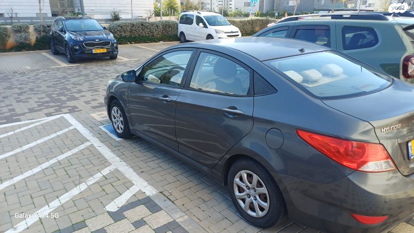 יונדאי אקסנט i25