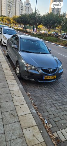 מודעת רכב מאזדה 3
