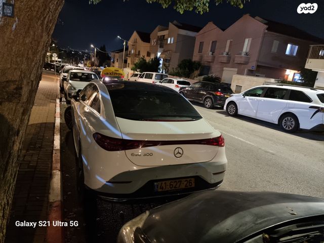 מודעת רכב מרצדס-בנץ EQE