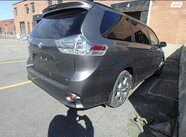 טויוטה סיינה