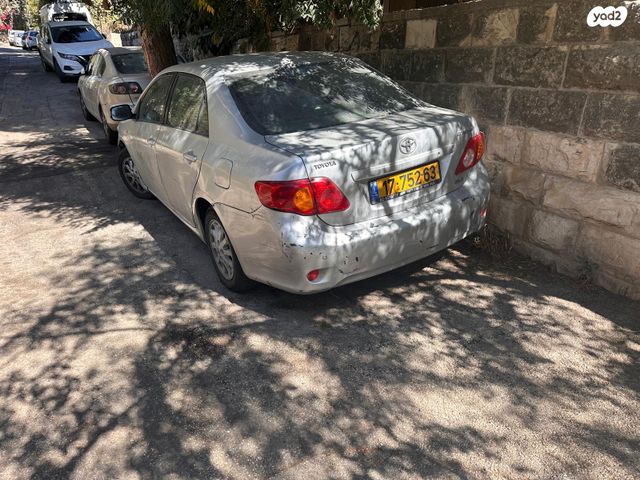 מודעת רכב טויוטה קורולה