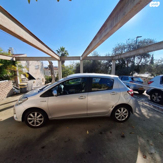 מודעת רכב טויוטה יאריס