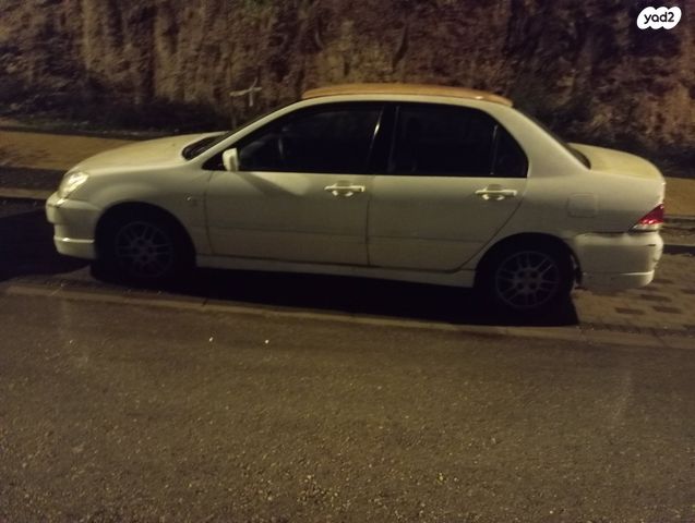 מודעת רכב מיצובישי לנסר