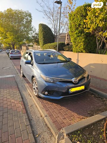 מודעת רכב טויוטה אוריס