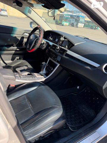 מודעת רכב אם ג'י 550