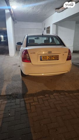 יונדאי אקסנט i25