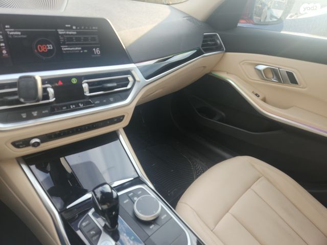 מודעת רכב ב מ וו סדרה 3