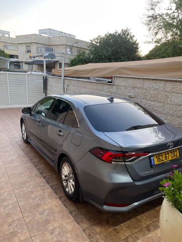 טויוטה קורולה