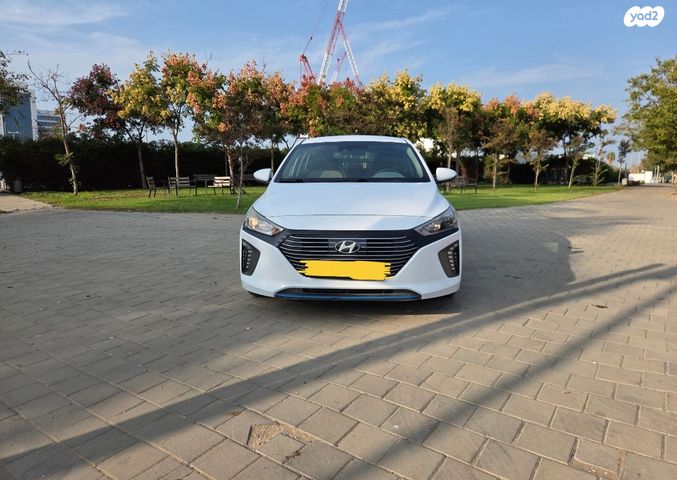 יונדאי איוניק