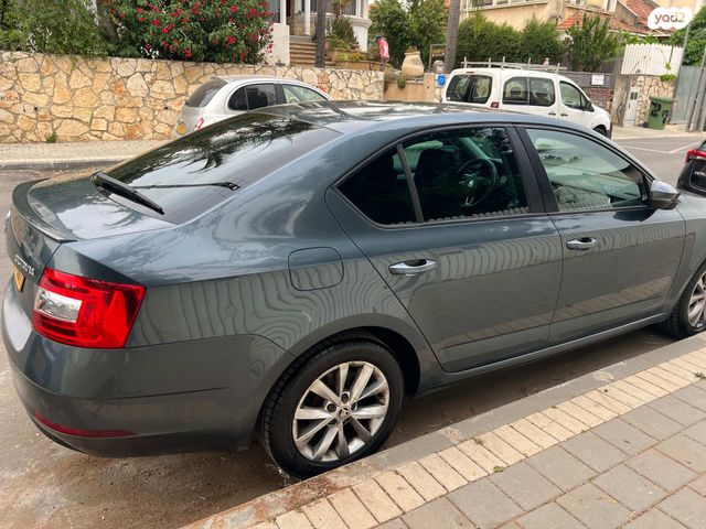 סקודה אוקטביה 