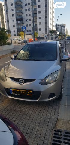 מודעת רכב מאזדה 2