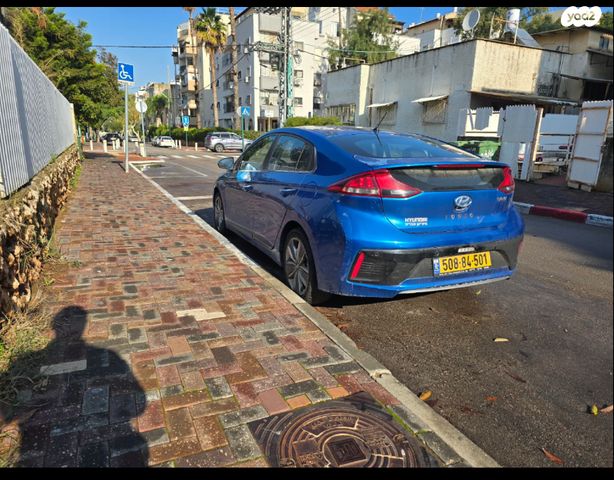 מודעת רכב יונדאי איוניק