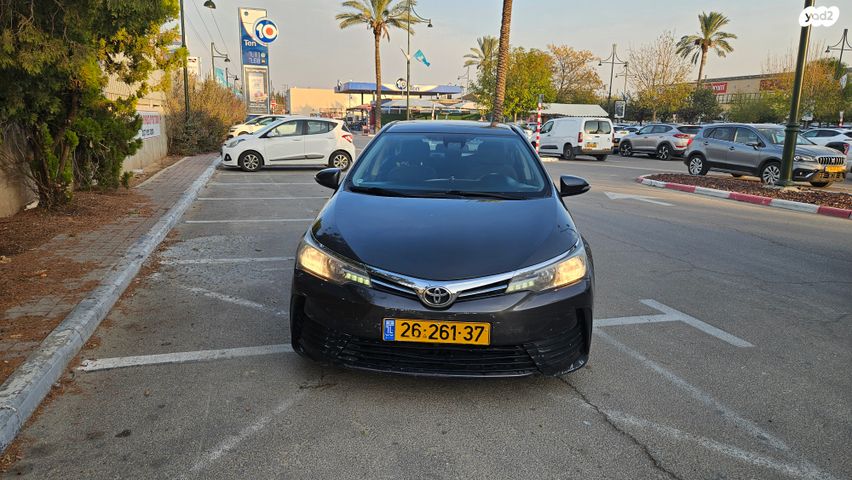 מודעת רכב טויוטה קורולה