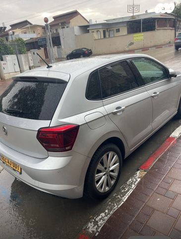 פולקסווגן פולו 