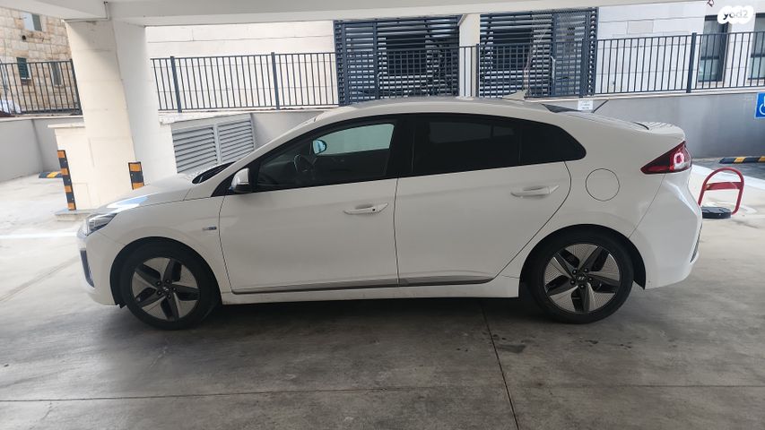 מודעת רכב יונדאי איוניק