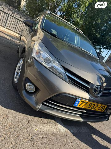 טויוטה ורסו