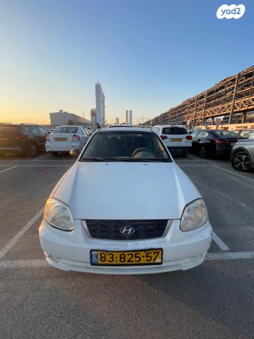 יונדאי אקסנט i25