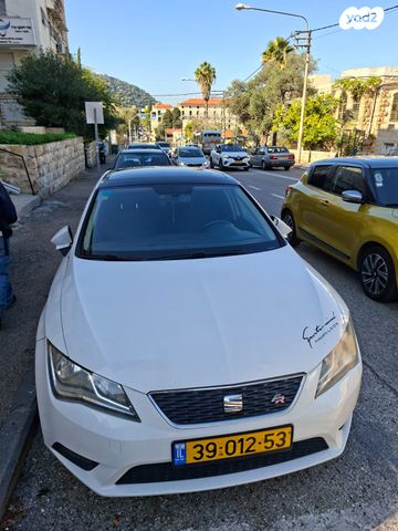 מודעת רכב סיאט לאון