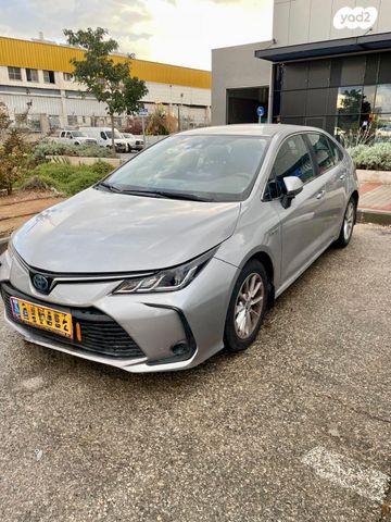 טויוטה קורולה
