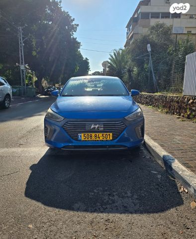 יונדאי איוניק