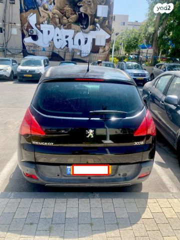 פיג'ו 3008