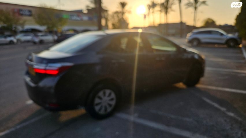 טויוטה קורולה