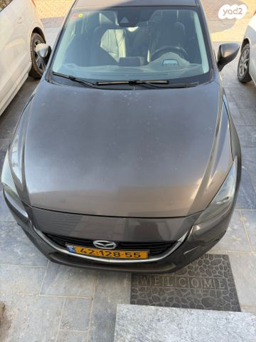 מודעת רכב מאזדה 3